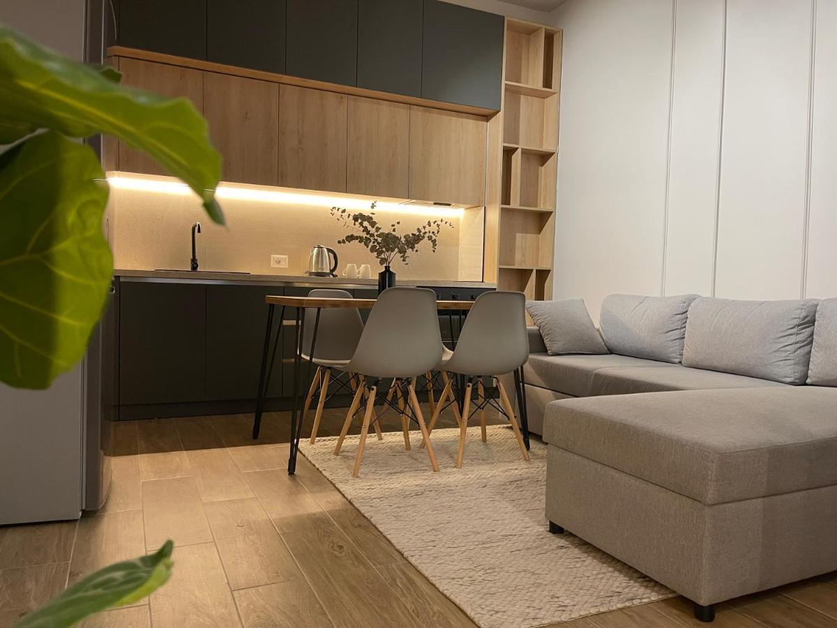 Square 21 Apartments Тирана Экстерьер фото