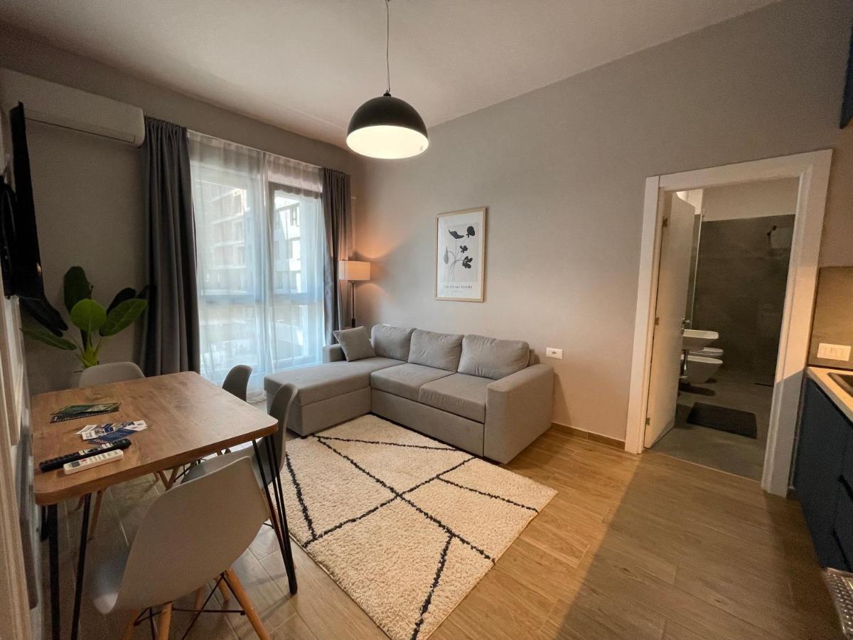 Square 21 Apartments Тирана Экстерьер фото