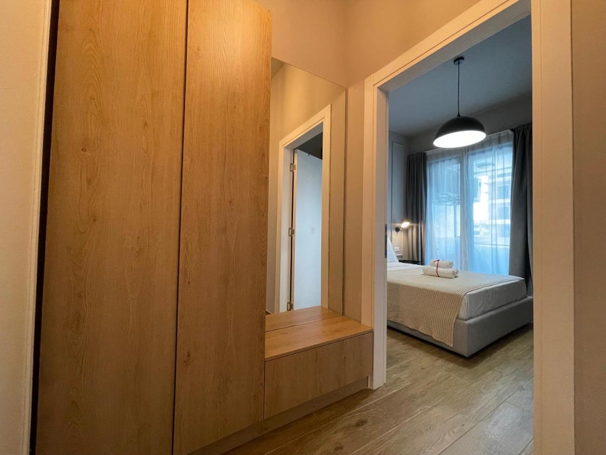 Square 21 Apartments Тирана Экстерьер фото